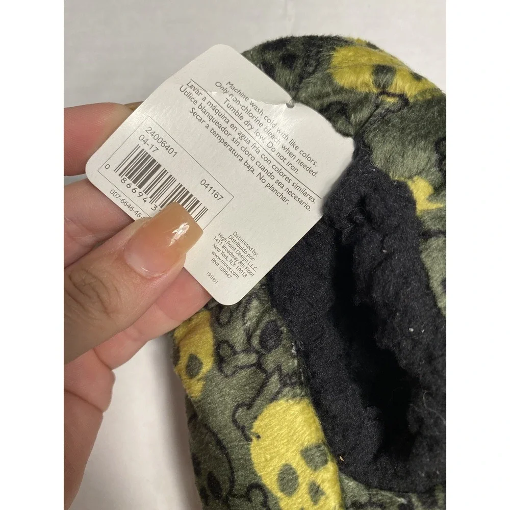 slipper socks boys green skull camo grippers shoe size 8-13 small‎ medium
